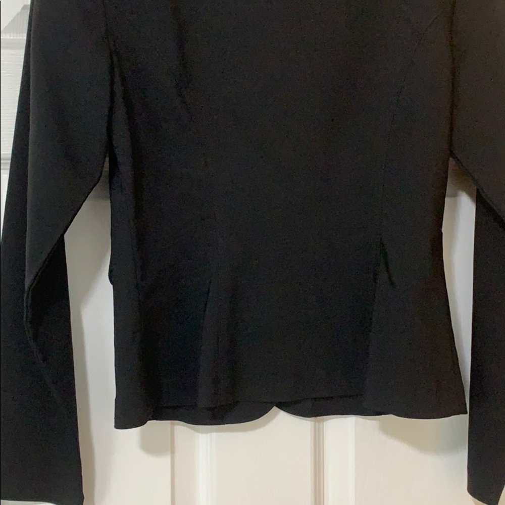 Basic Black Jacket - Picture 5 of 6